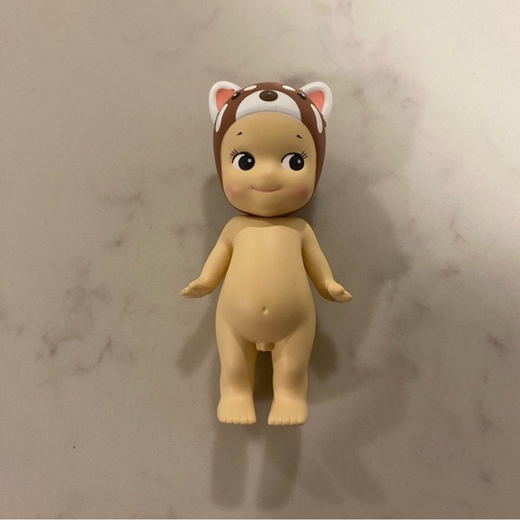 EUC Authentic Sonny Angel - Lesser Panda - Picture 1 of 6